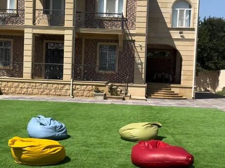 7 otaqlı həyət evi/bağ evi - Türkan q. - 280 m²