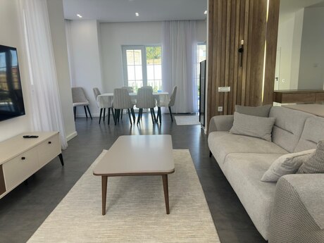 5 otaqlı həyət evi/bağ evi - Nardaran q. - 500 m²