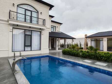 6 otaqlı həyət evi/bağ evi - Buzovna q. - 300 m²
