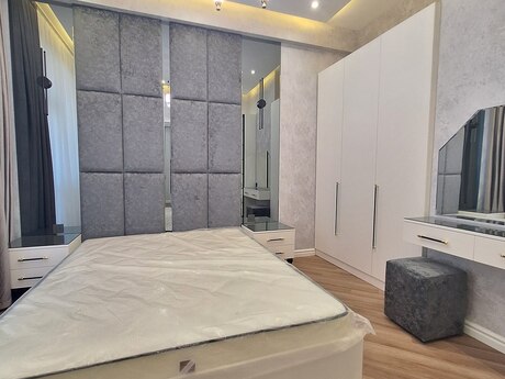 Elan №6034498 - Bakı, Gənclik m., 2 otaqlı, 65 m², 7/19 mərtəbə