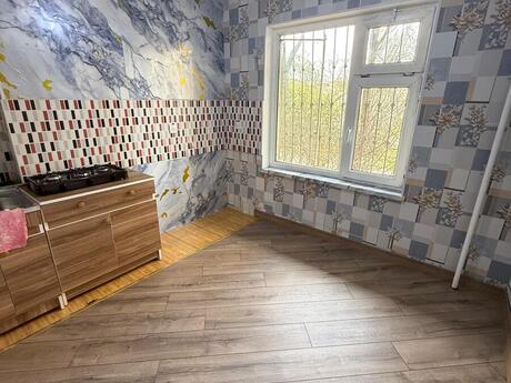 4 otaqlı köhnə tikili - İnşaatçılar m. - 110 m²
