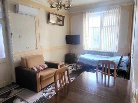 2 otaqlı köhnə tikili - Nərimanov r. - 60 m²