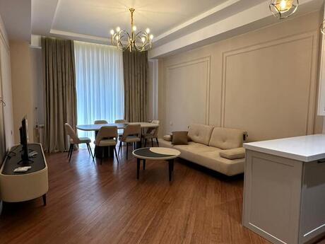 3-комн. · 105 m² · 5/7 этаж, Ağ şəhər