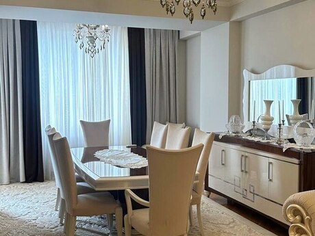 3 otaqlı yeni tikili - Elmlər Akademiyası m. - 165 m²