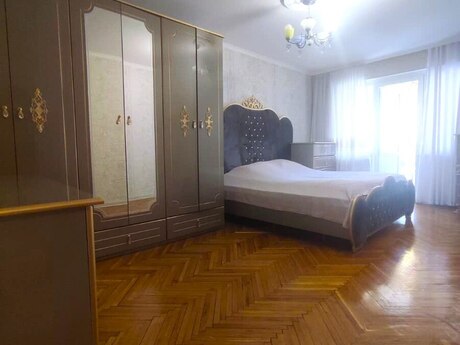 4 otaqlı köhnə tikili - Neftçilər m. - 75 m²