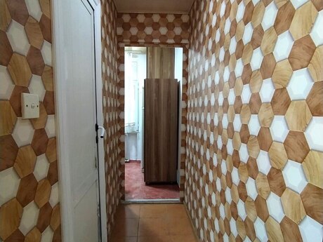 2 otaqlı köhnə tikili - Neftçilər m. - 65 m²