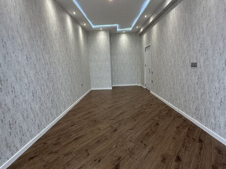 2-комн. новостройка - м. Автовокзал - 70 м²