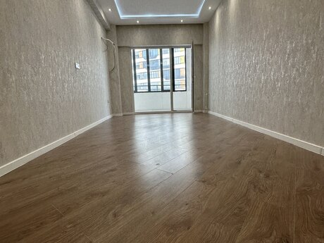 2-комн. новостройка - м. Автовокзал - 70 м²
