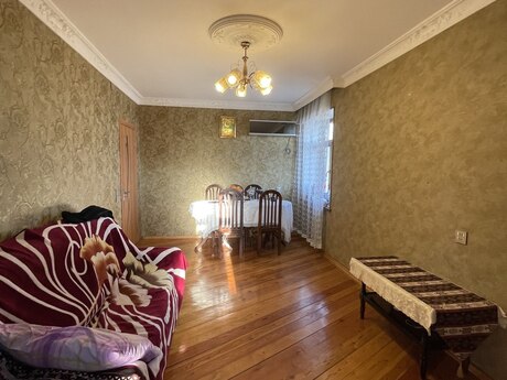 3 otaqlı köhnə tikili - Hövsan q. - 55 m²