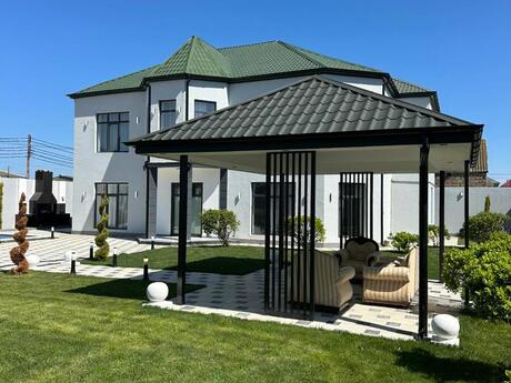 8 otaqlı həyət evi/bağ evi - Buzovna q. - 350 m²