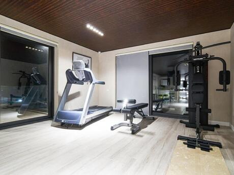 House with Garden, Villa For Rent