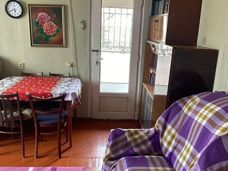 2 otaqlı köhnə tikili - Şah İsmayıl Xətai m. - 75 m²