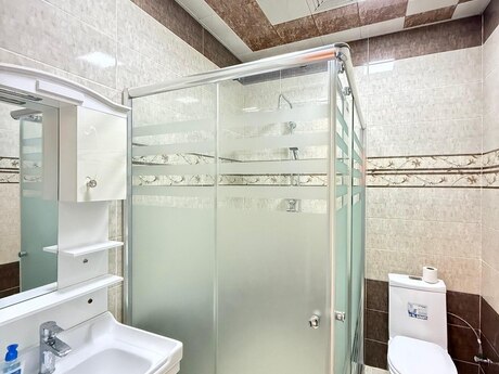 House with Garden, Villa For Sale