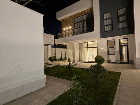 5 otaqlı həyət evi/bağ evi - Mərdəkan q. - 400 m²