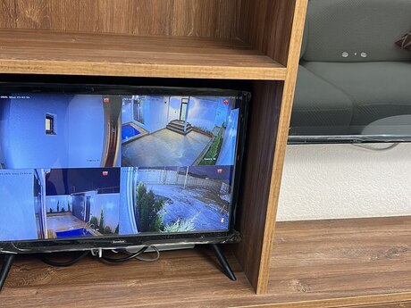 House with Garden, Villa For Sale