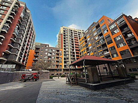 Elan №6023461 - Bakı, 28 May m., 2 otaqlı, 53 m², 12/15 mərtəbə