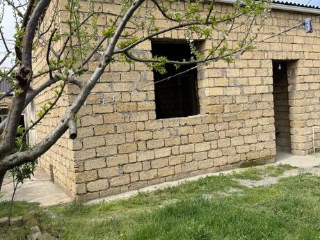 3 otaqlı həyət evi/bağ evi - Sulutəpə q. - 90 m²