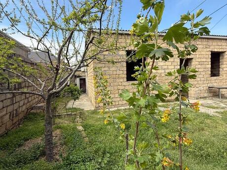 3 otaqlı həyət evi/bağ evi - Sulutəpə q. - 90 m²