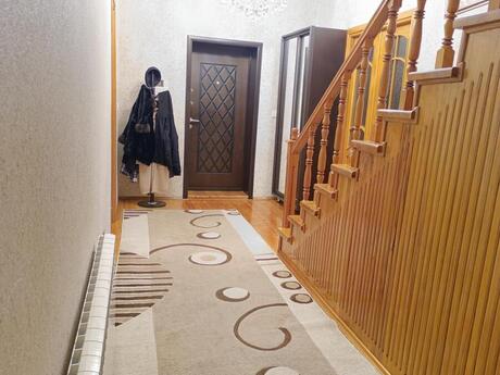 8 otaqlı həyət evi/bağ evi - Nəsimi m. - 390 m²