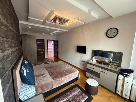 3 otaqlı mənzil, 130 m², Şah İsmayıl Xətai: 388 000 ₼ 5