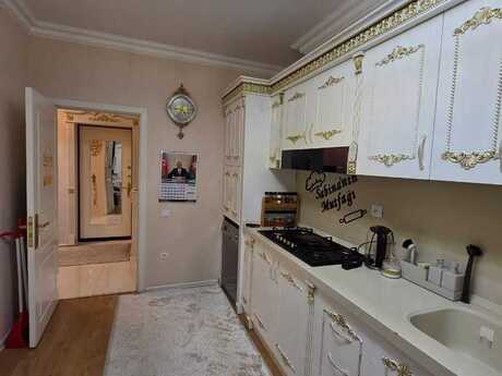 4 otaqlı yeni tikili - Həzi Aslanov m. - 155 m²