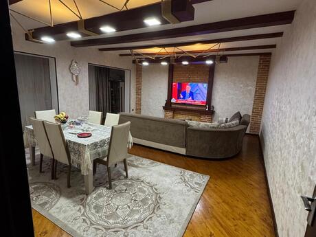 5 otaqlı köhnə tikili - Xətai r. - 115 m²