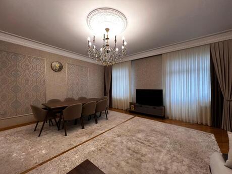 4 otaqlı yeni tikili - Azadlıq Prospekti m. - 157 m²
