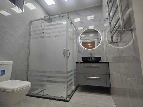 House with Garden, Villa For Sale