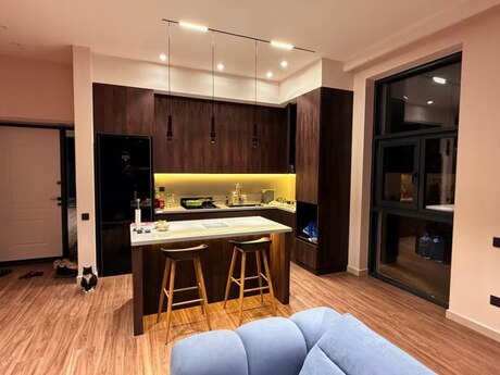 House with Garden, Villa For Rent