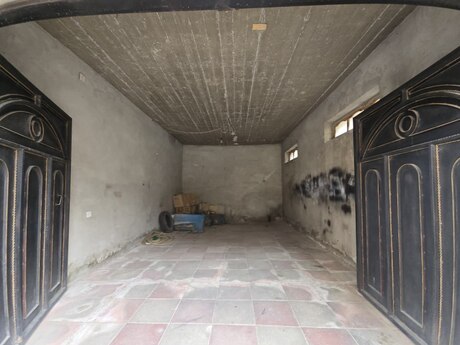 House with Garden, Villa For Rent