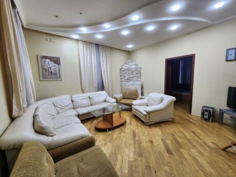 Elan №6035612 - Bakı, Sahil m., 3 otaqlı, 90 m², 3/3 mərtəbə