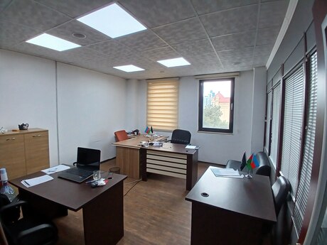 1-комн. офис - Насиминский  р. - 20 м²
