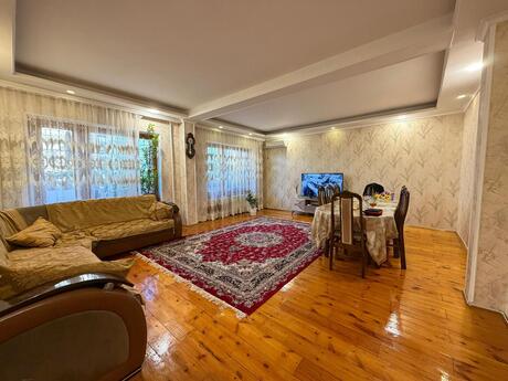 5 otaqlı köhnə tikili - Bakıxanov q. - 120 m²