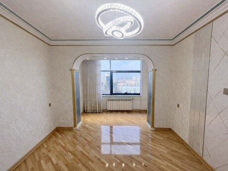 2 otaqlı köhnə tikili - Nərimanov r. - 61 m²