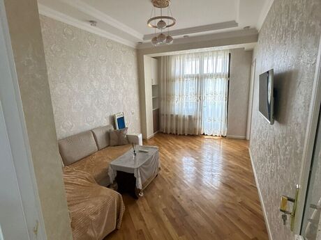 Elan №6035883 - Bakı, 9-cu mikrorayon q., 2 otaqlı, 64 m², 8/17 mərtəbə