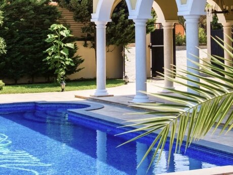 7 otaqlı həyət evi/bağ evi - Xəzər r. - 600 m²
