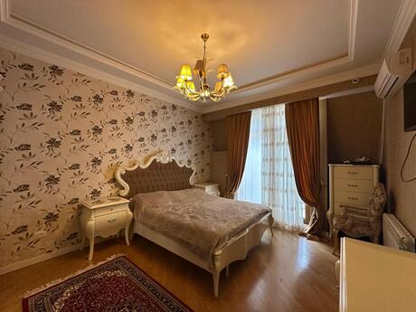 Объявление №6036440 - Баку, пос. Аг шехер, 5-комн., 210 м², 7/7 этаж