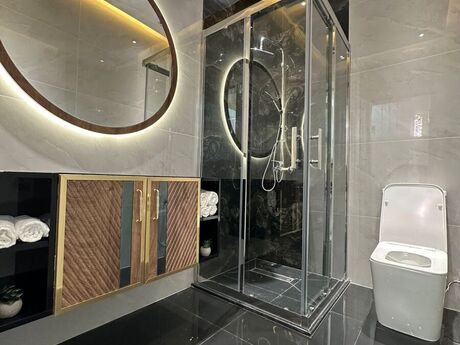 House with Garden, Villa For Sale