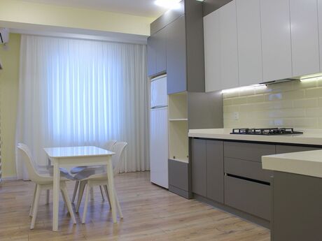 3 otaqlı yeni tikili - Nəriman Nərimanov m. - 137 m²