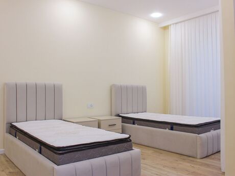3 otaqlı yeni tikili - Nəriman Nərimanov m. - 137 m²