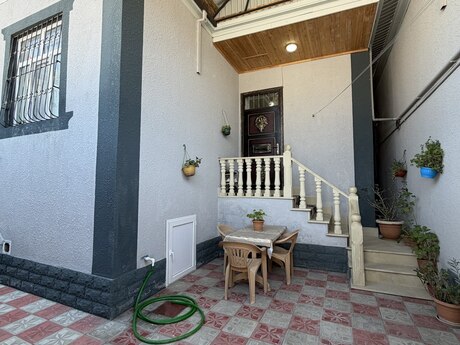 House with Garden, Villa For Sale