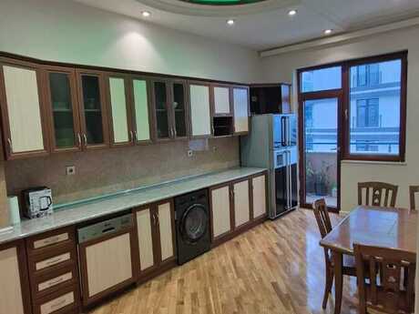 4 otaqlı yeni tikili - Sahil m. - 200 m²