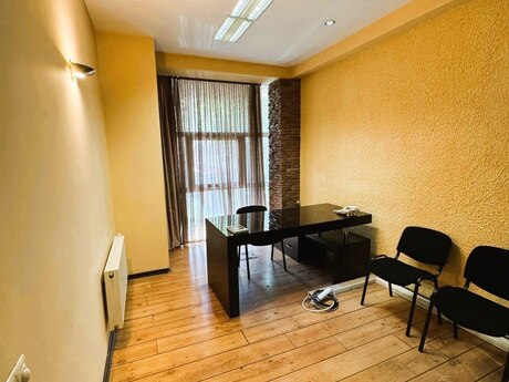 Объект - Насиминский  р. - 180 м²
