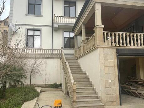 6 otaqlı həyət evi/bağ evi - Badamdar q. - 300 m²