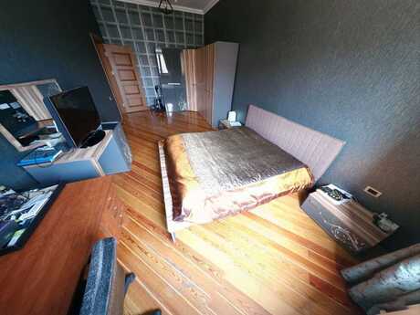 House with Garden, Villa For Sale