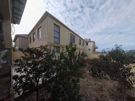 8 otaqlı həyət evi/bağ evi - Badamdar q. - 280 m²