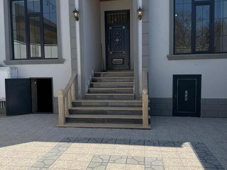 House with Garden, Villa For Sale