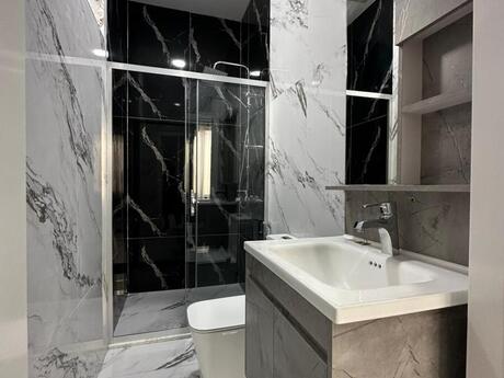 House with Garden, Villa For Sale