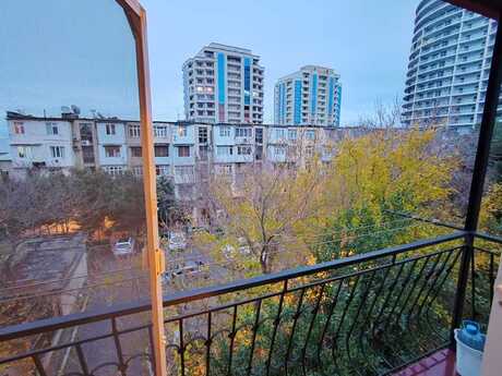 2 otaqlı köhnə tikili - Nizami m. - 61 m²