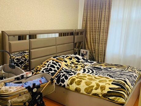 4 otaqlı köhnə tikili - Qaraçuxur q. - 100 m²